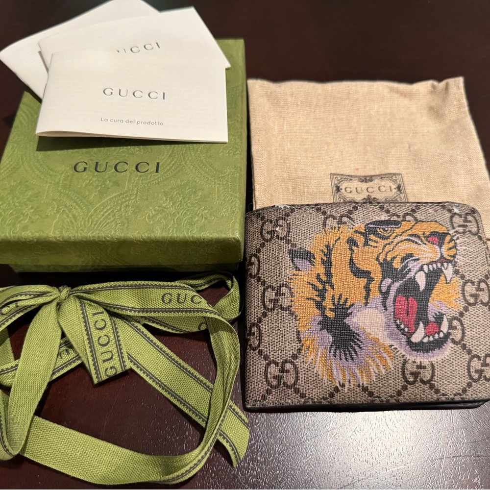 Gucci Tiger Print Wallet - Authentic